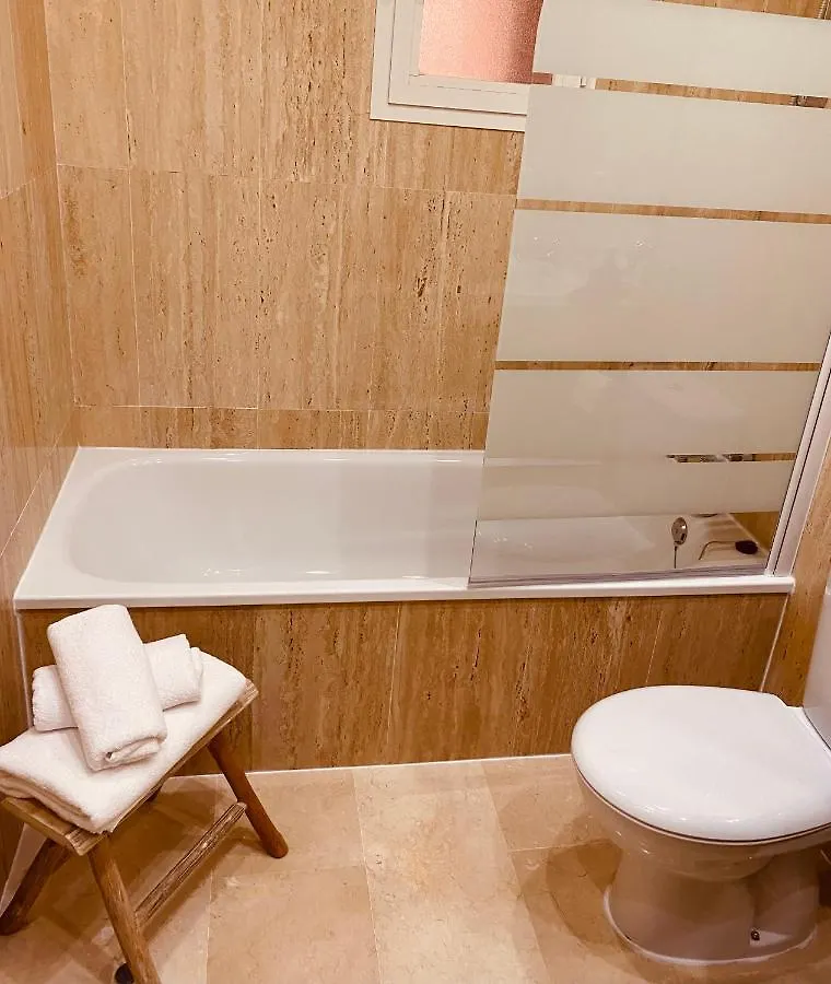 Lagos De Santa Maria Luxury Apartment Isabel Marbella 0*,  Hiszpania